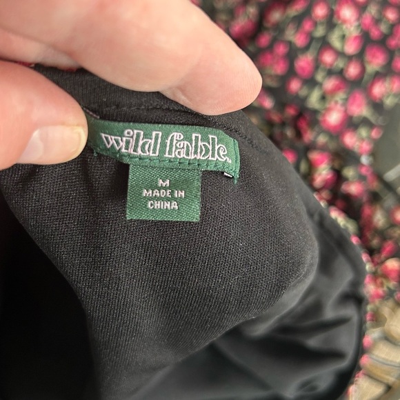 Wild fable floral top off the shoulder - Picture 4 of 6